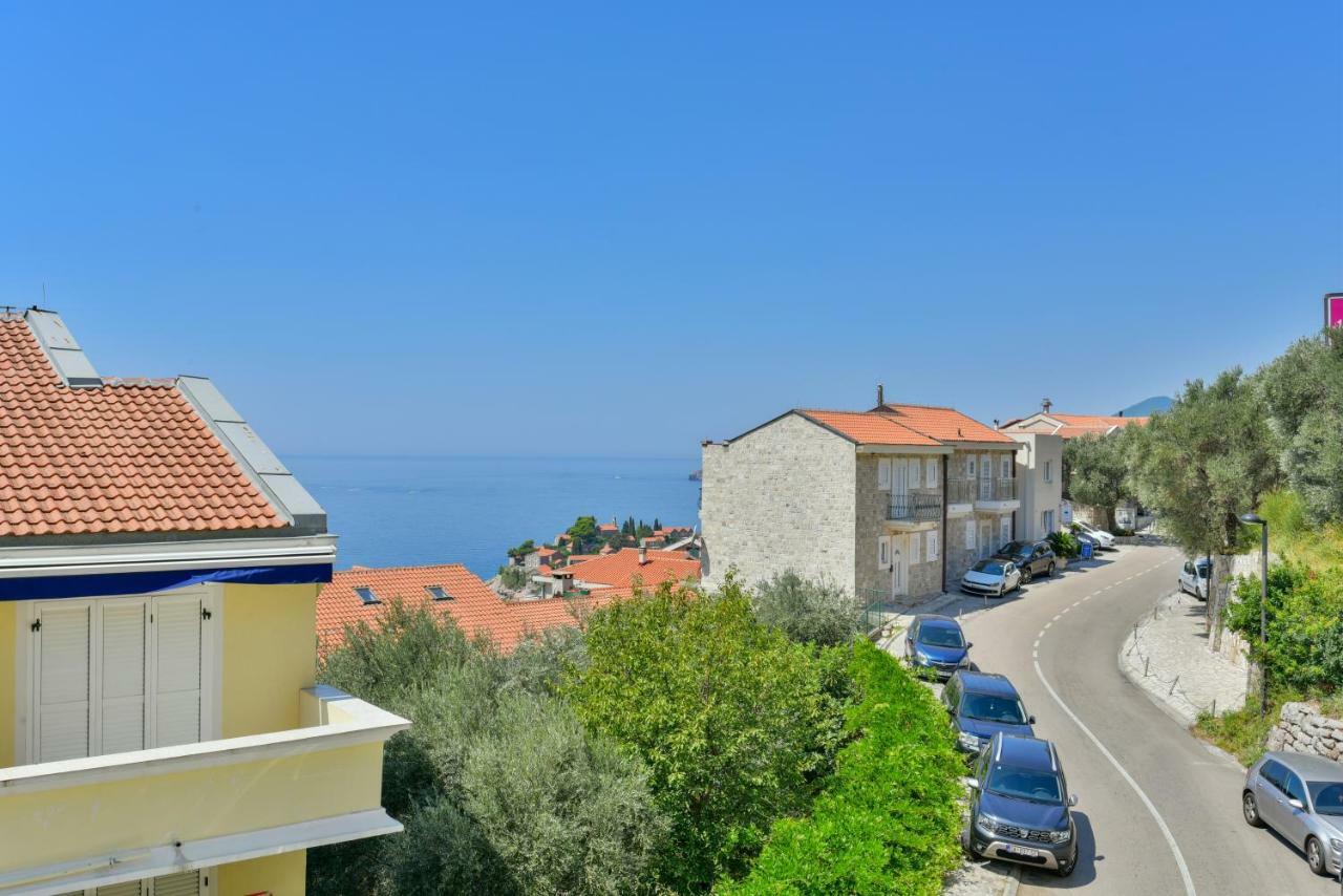 Lux Apartman Sofia Apartment Sveti Stefan Exterior foto